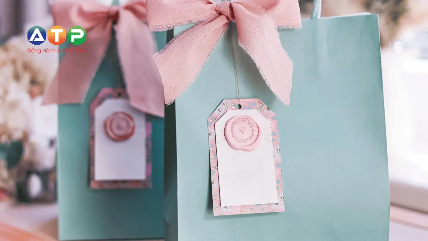 Phân Biệt Các Loại Tem Nhãn – “Thổi Hồn” Trên Chất Liệu Nhãn Mác